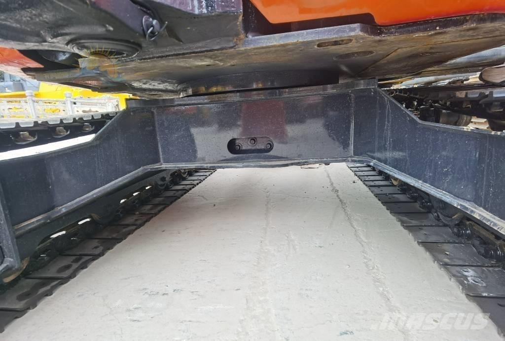 Kubota KX 155 Kāpurķēžu ekskavatori