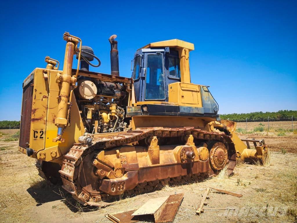 Komatsu D 375-1 Kāpurķēžu buldozeri
