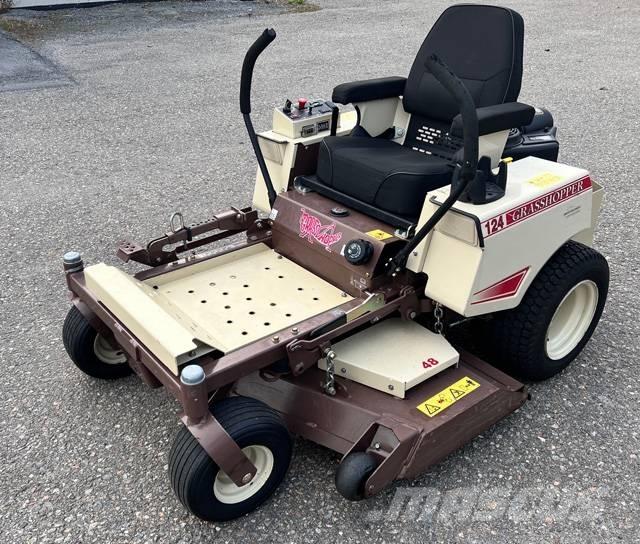 Grasshopper 124V/48R Nulles pagrieziena zāles pļāvēji