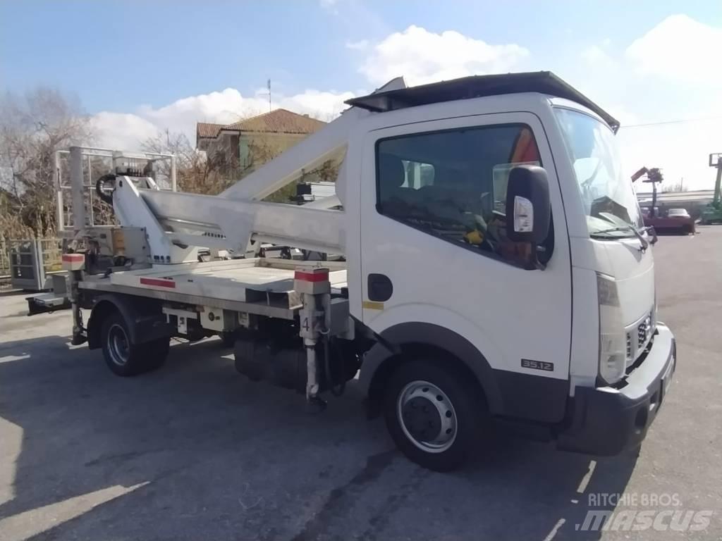 Multitel hx200xe Pacēlāji uz automašīnas bāzes