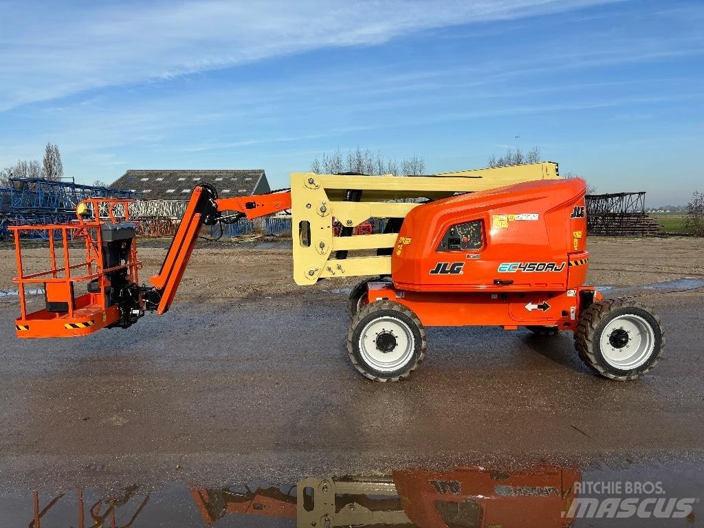 JLG EC 450 AJ Strēles pacēlāji