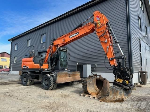 Doosan DX 170 W Ekskavatori uz riteņiem