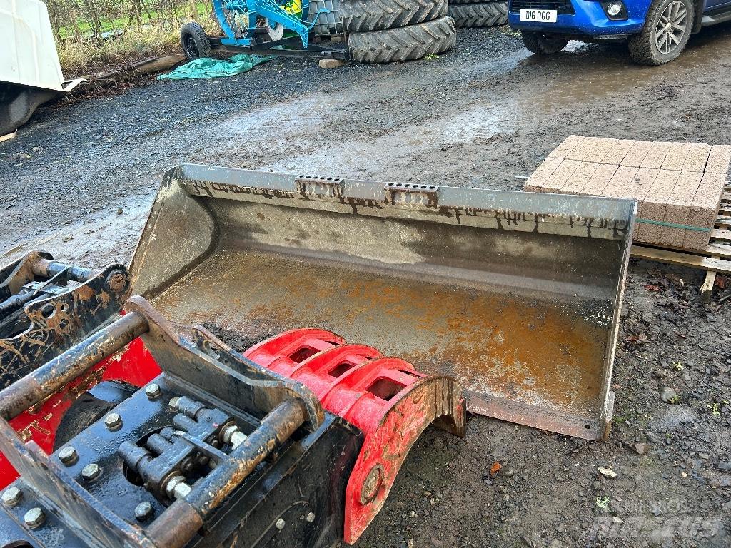 Bobcat T650 Lietoti riteņu kompaktiekrāvēji