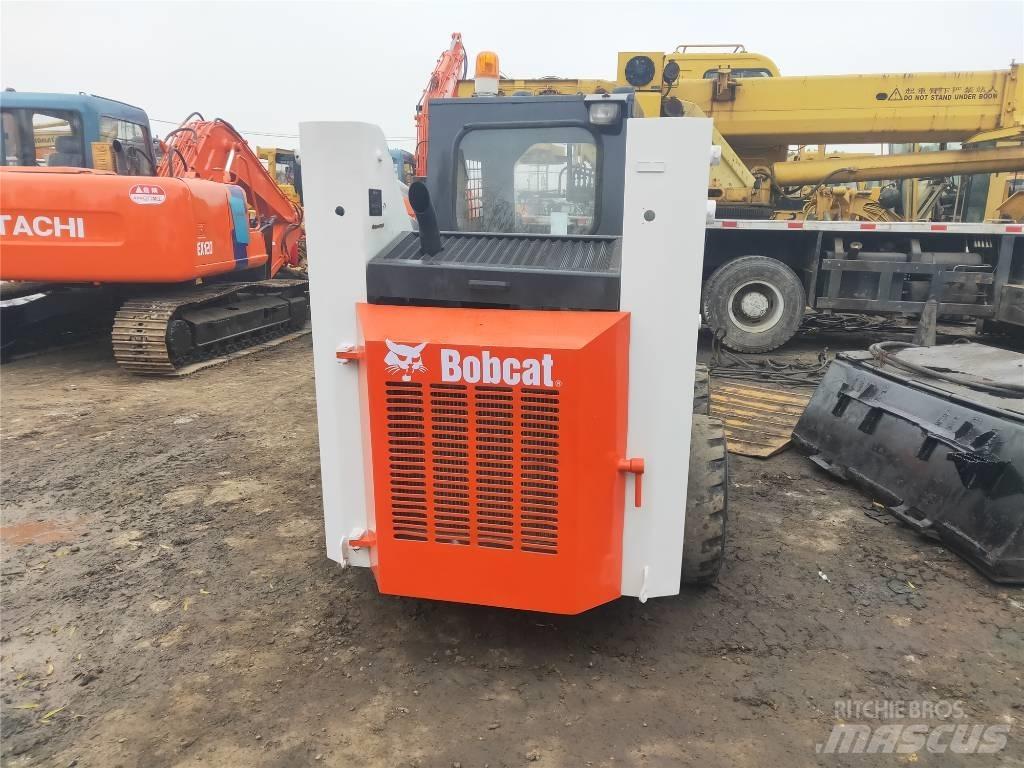 Bobcat S130 Lietoti riteņu kompaktiekrāvēji