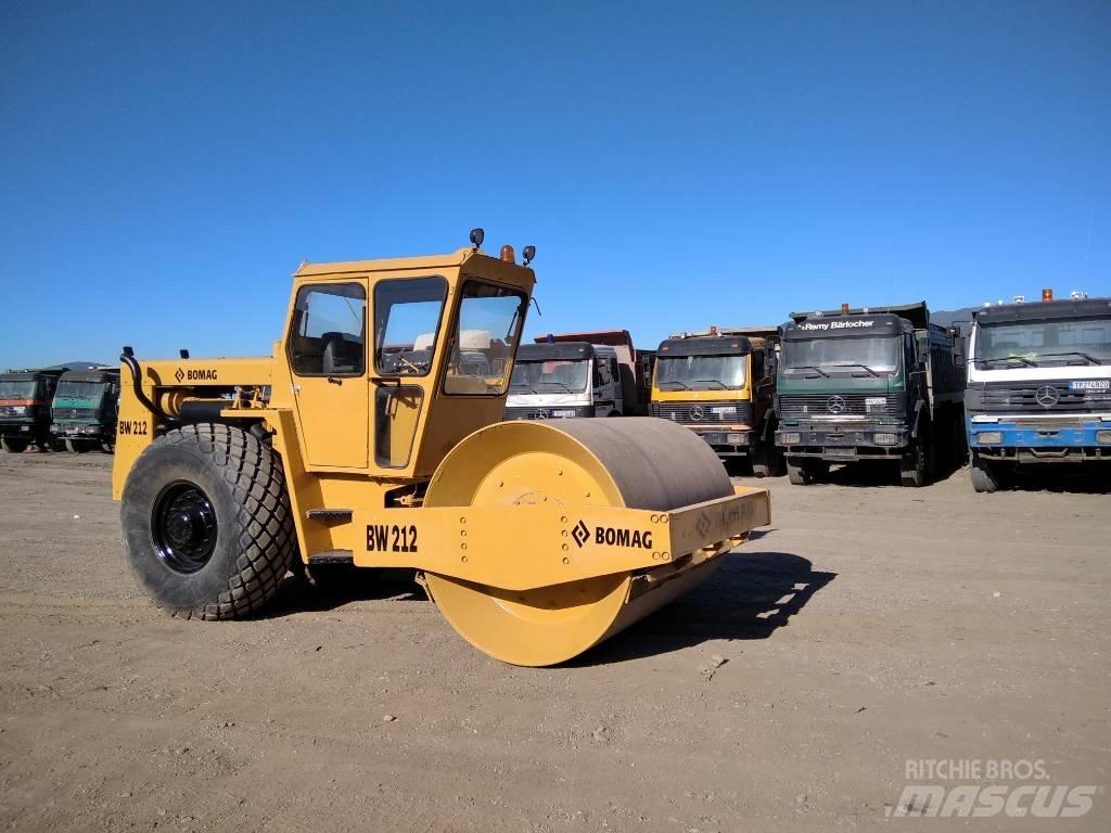 Bomag BW 212 Vienvalča grunts veltņi
