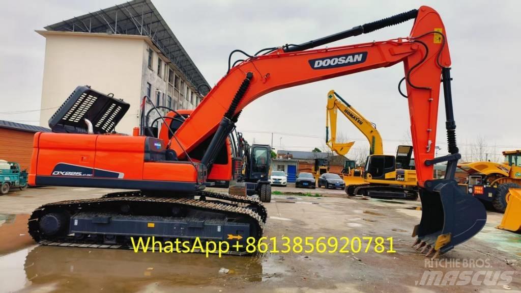 Doosan DX 225 Kāpurķēžu ekskavatori