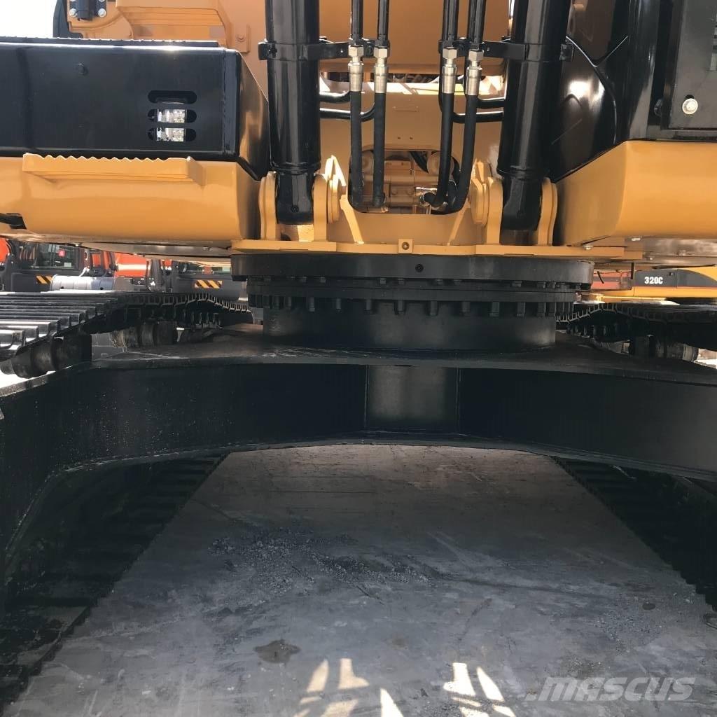 CAT 320 D L Kāpurķēžu ekskavatori