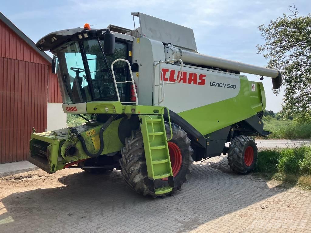 CLAAS Lexion 540 Ražas novākšanas kombaini