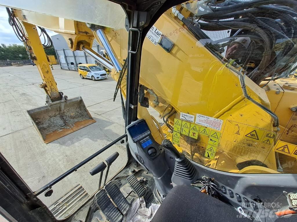 Komatsu PC228USLC-8 Kāpurķēžu ekskavatori