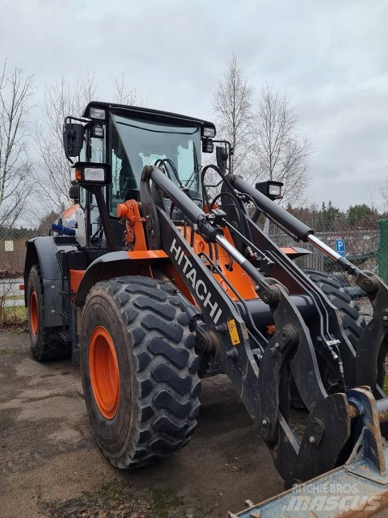 Hitachi ZW 180 PL-6 Iekrāvēji uz riteņiem
