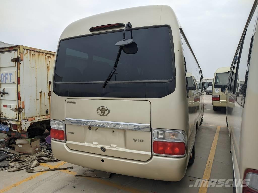 Toyota Coaster Bus Mikroautobusi