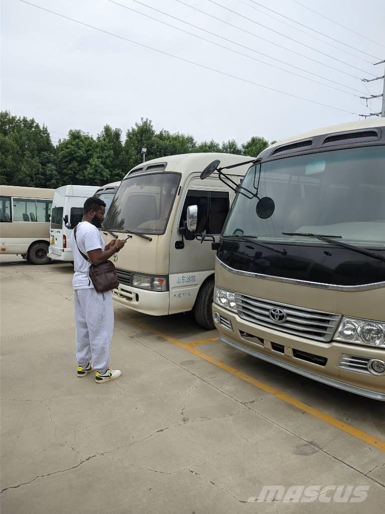 Toyota Coaster Bus Mikroautobusi