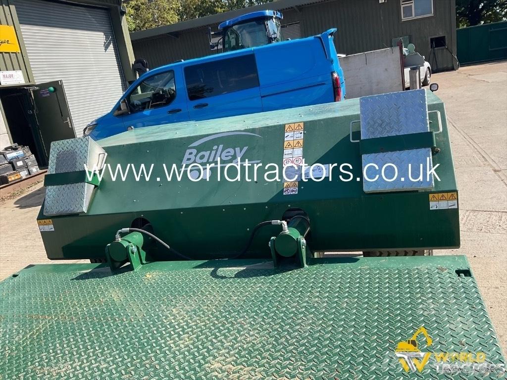 Bailey LOW LOADER Citas piekabes