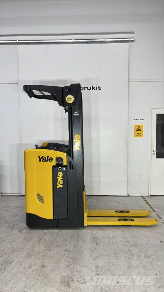 Yale MS 16 S Pašgājēji krautnētāji