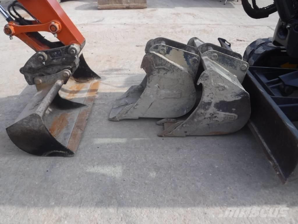 Hitachi ZX 85 US B-6 Vidēja lieluma ekskavatori 7 t - 12 t