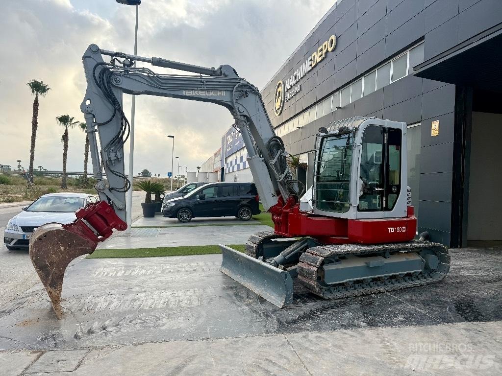 Takeuchi TB 180 FR Vidēja lieluma ekskavatori 7 t - 12 t