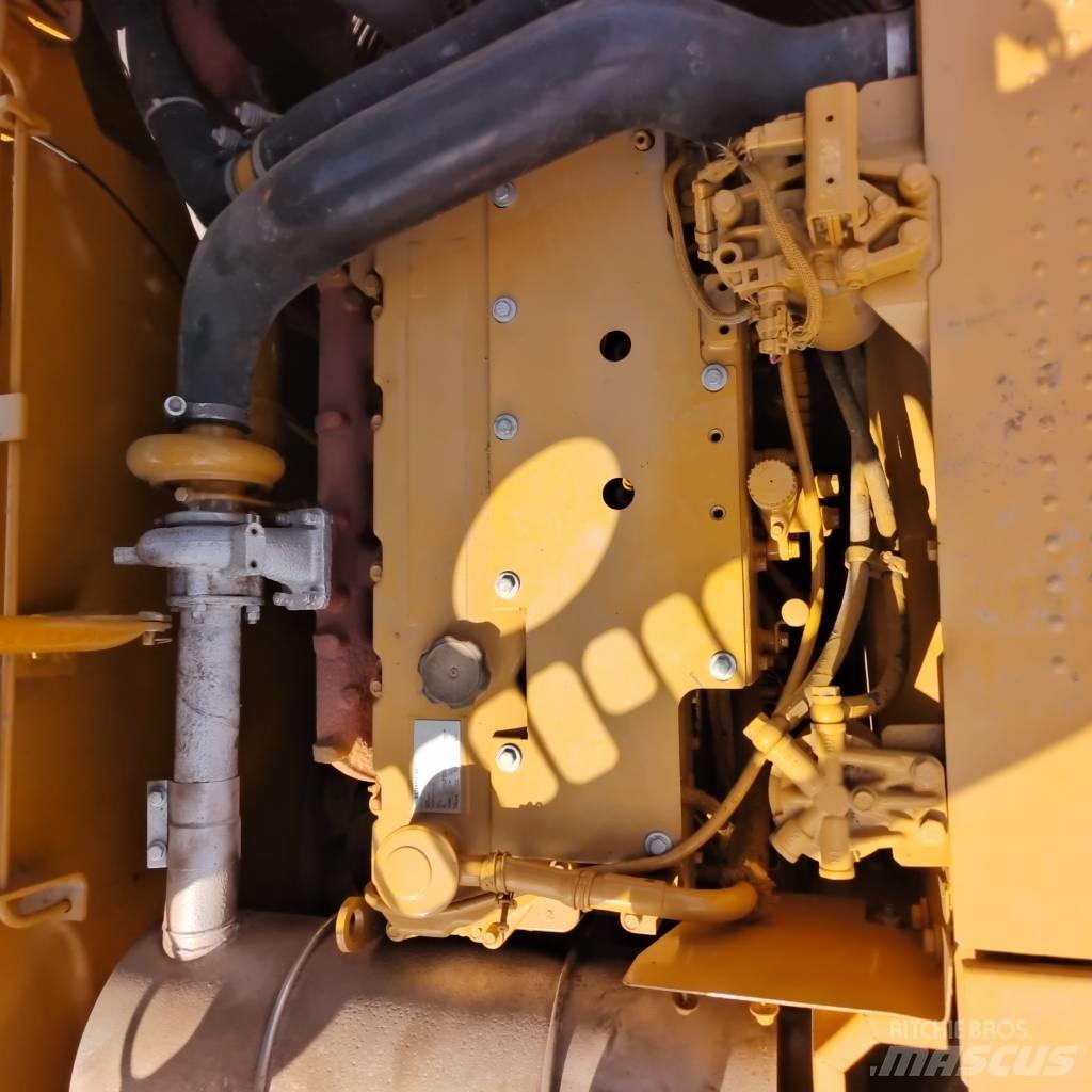 CAT 320 D Kāpurķēžu ekskavatori