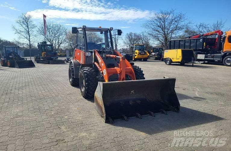 Weycor AR 400 Iekrāvēji uz riteņiem