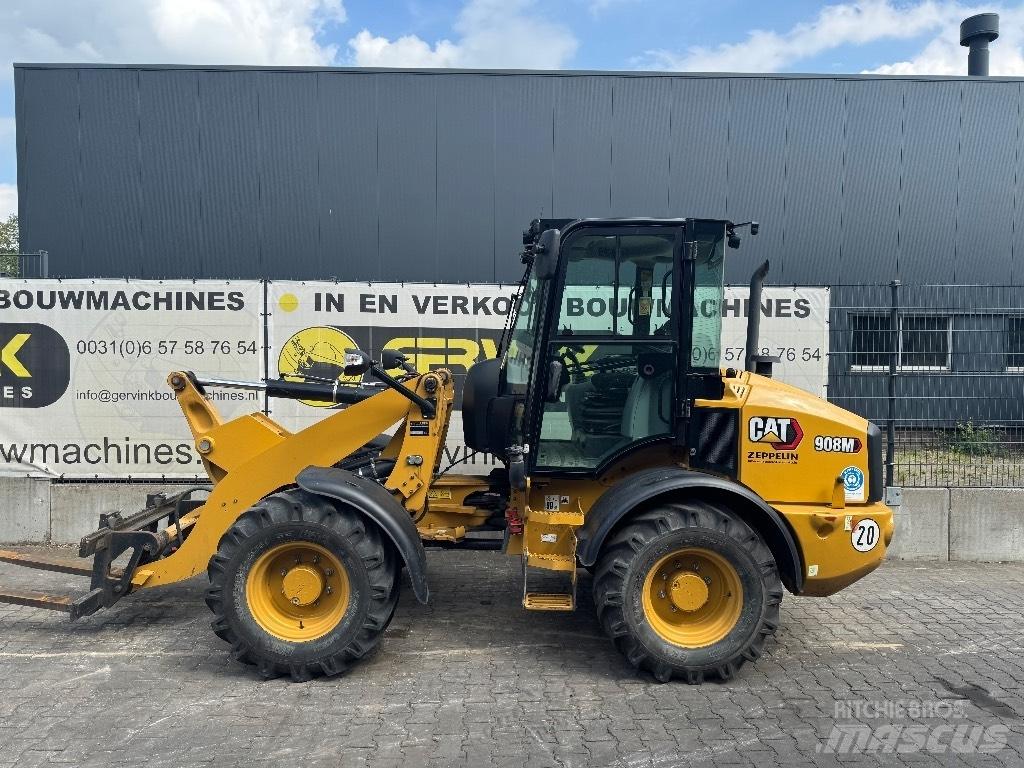 CAT 908 M Iekrāvēji uz riteņiem
