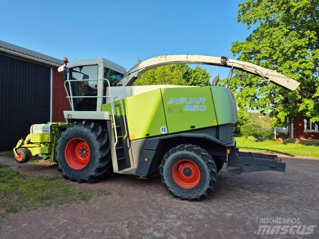 CLAAS Jaguar 850 Lopbarības novācēji
