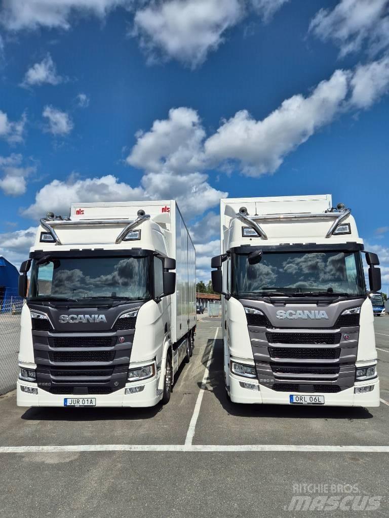 Scania 560R Furgons