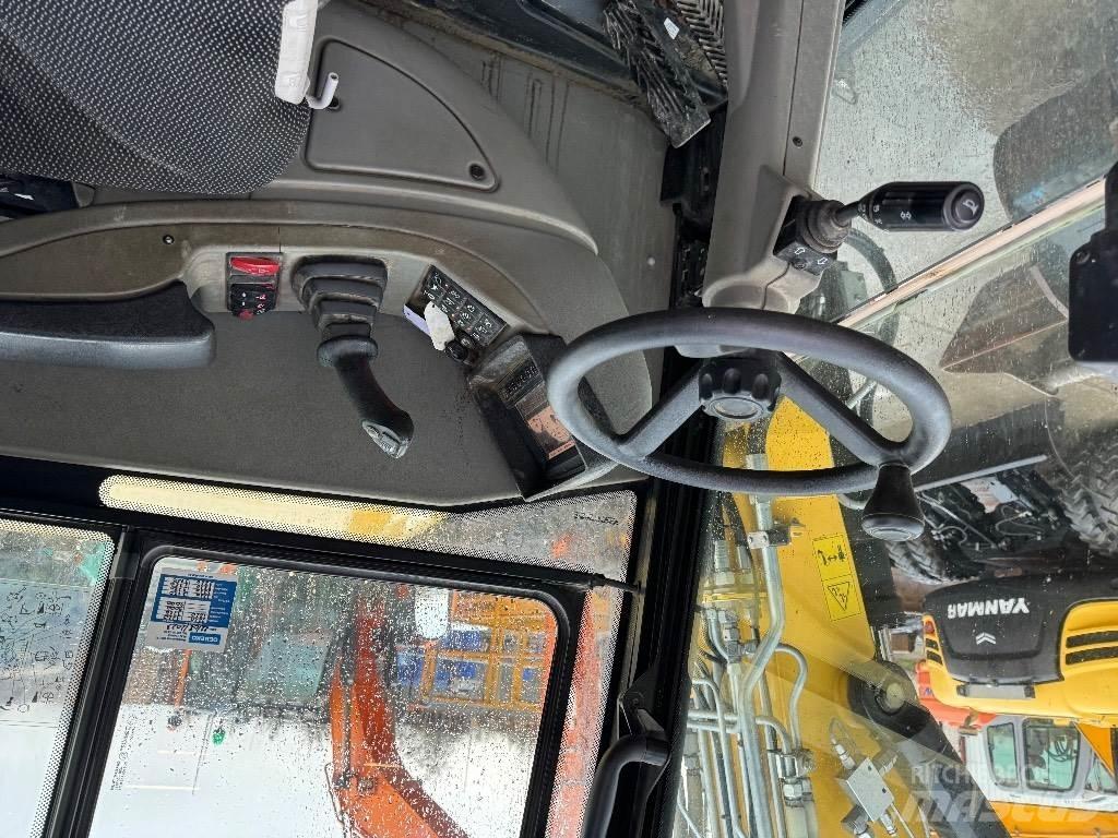 Yanmar B95W (40408) Ekskavatori uz riteņiem