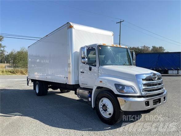 Hino 338 Furgons