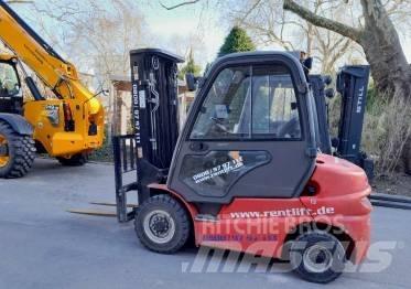 Manitou MI 25 Tehnika ar dīzeļa dzinēju