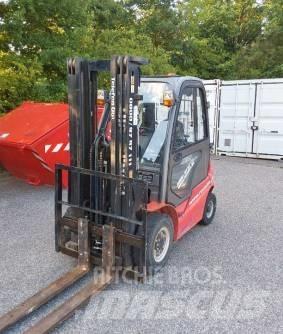 Manitou MI 25 Tehnika ar dīzeļa dzinēju