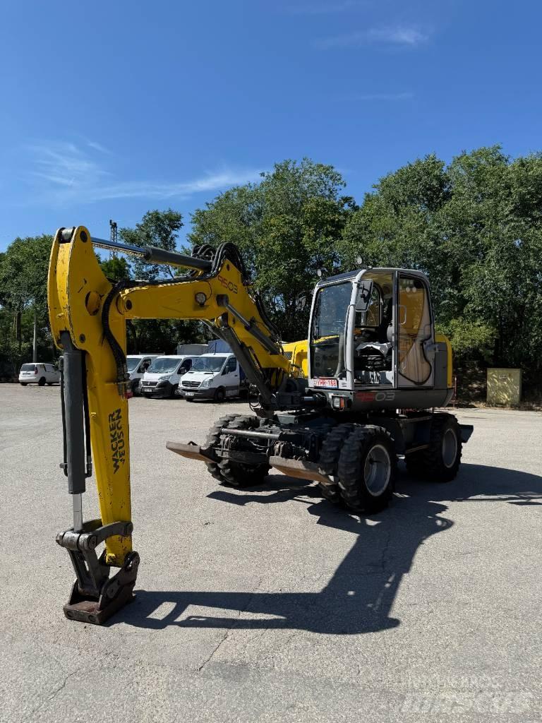 Wacker Neuson 9503 Ekskavatori uz riteņiem