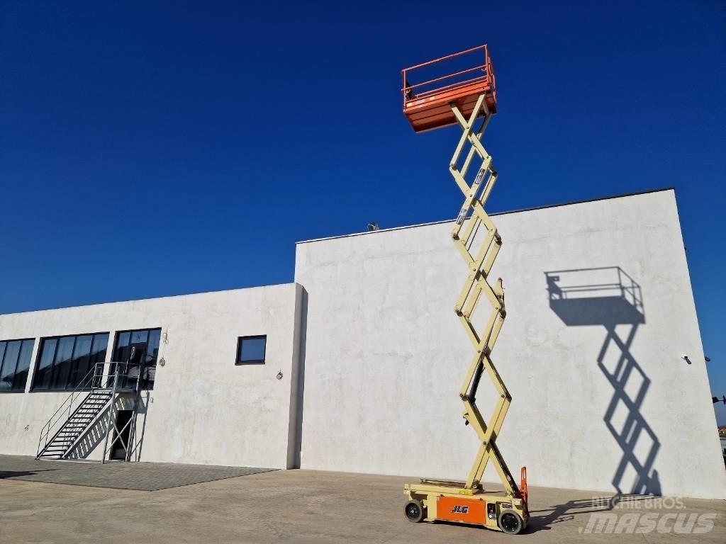 JLG 10 RS R387 Šķerveida pacēlāji