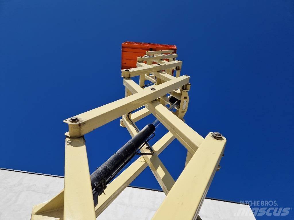 JLG 10 RS R387 Šķerveida pacēlāji