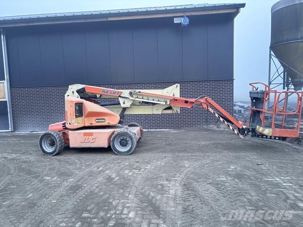 JLG 450aj Strēles pacēlāji