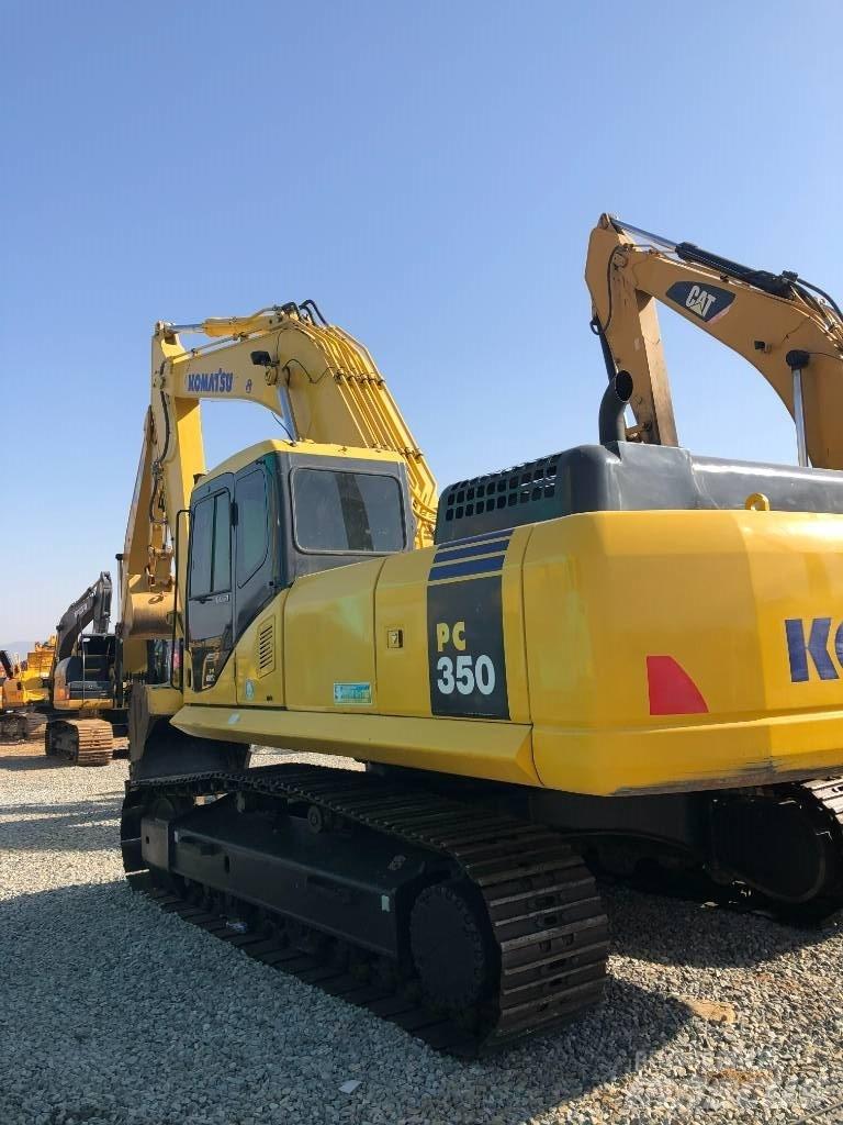 Komatsu 350 Kāpurķēžu ekskavatori