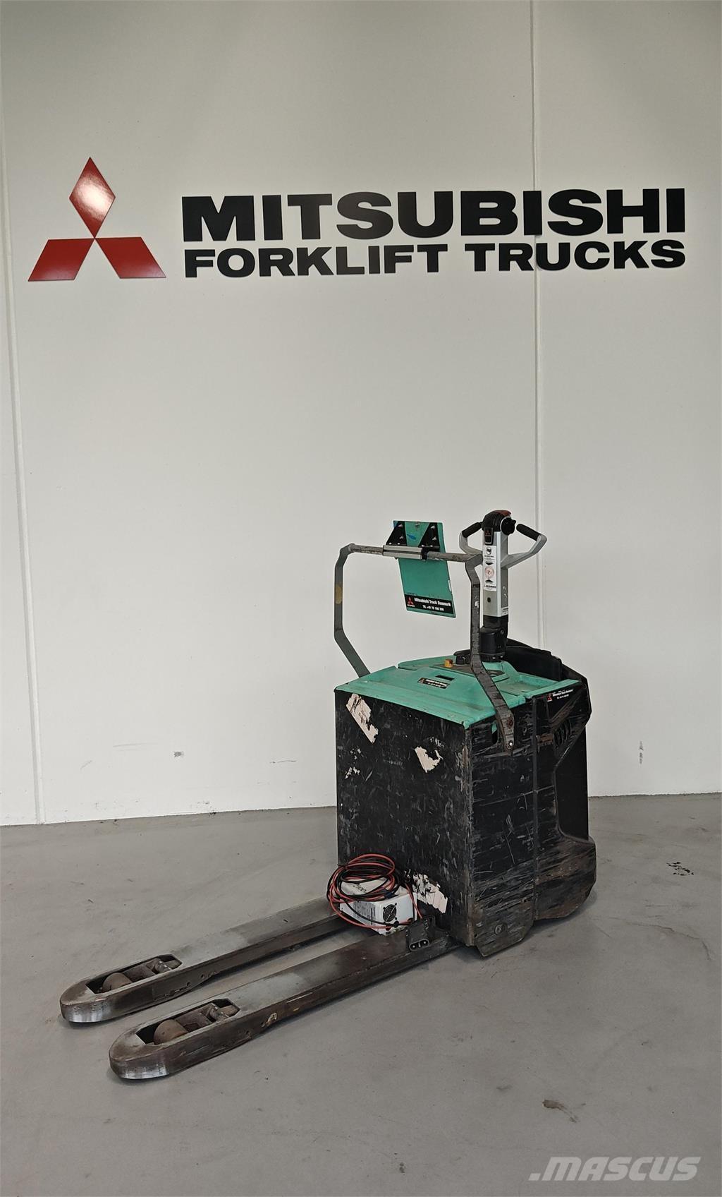 Mitsubishi PBV20N2 Pašgājējplatformas