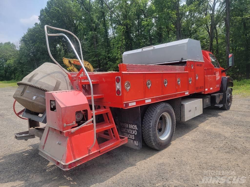 GMC 7500 Vieglais kravas automobilis/izkraušana no sāniem