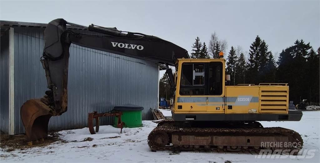 Volvo EC 230B Kāpurķēžu ekskavatori