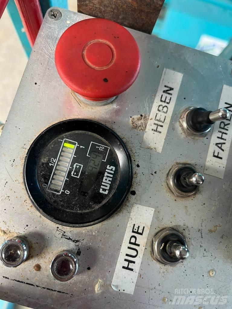 HAB S142-12E2WD Šķerveida pacēlāji