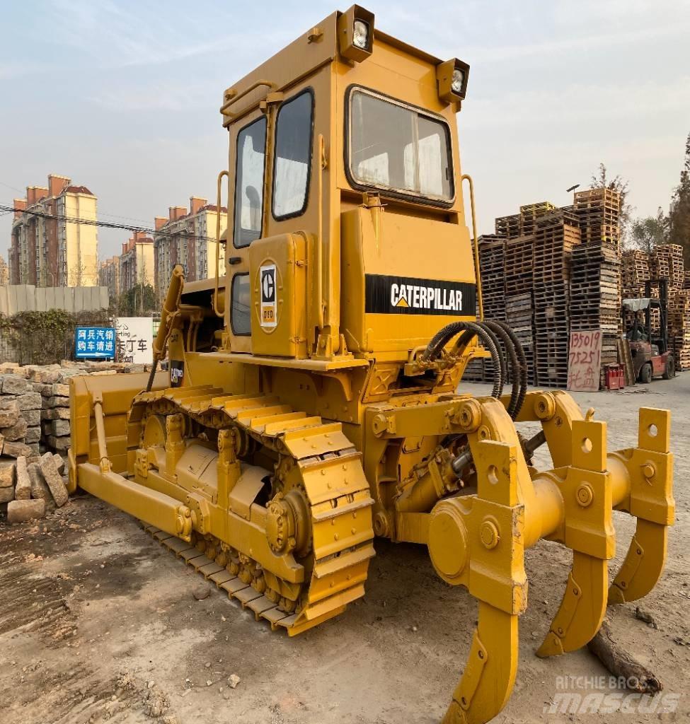 CAT D 6 D Kāpurķēžu buldozeri