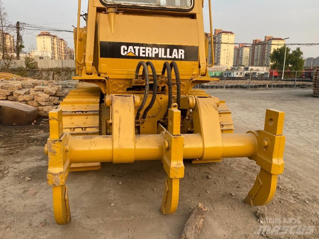 CAT D 6 D Kāpurķēžu buldozeri