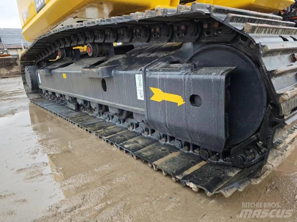 Komatsu PC 220-8 Kāpurķēžu ekskavatori