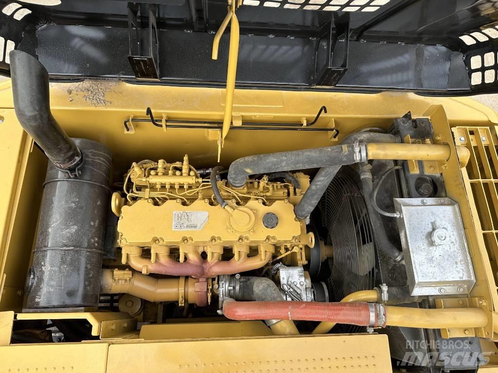CAT 320 D Kāpurķēžu ekskavatori