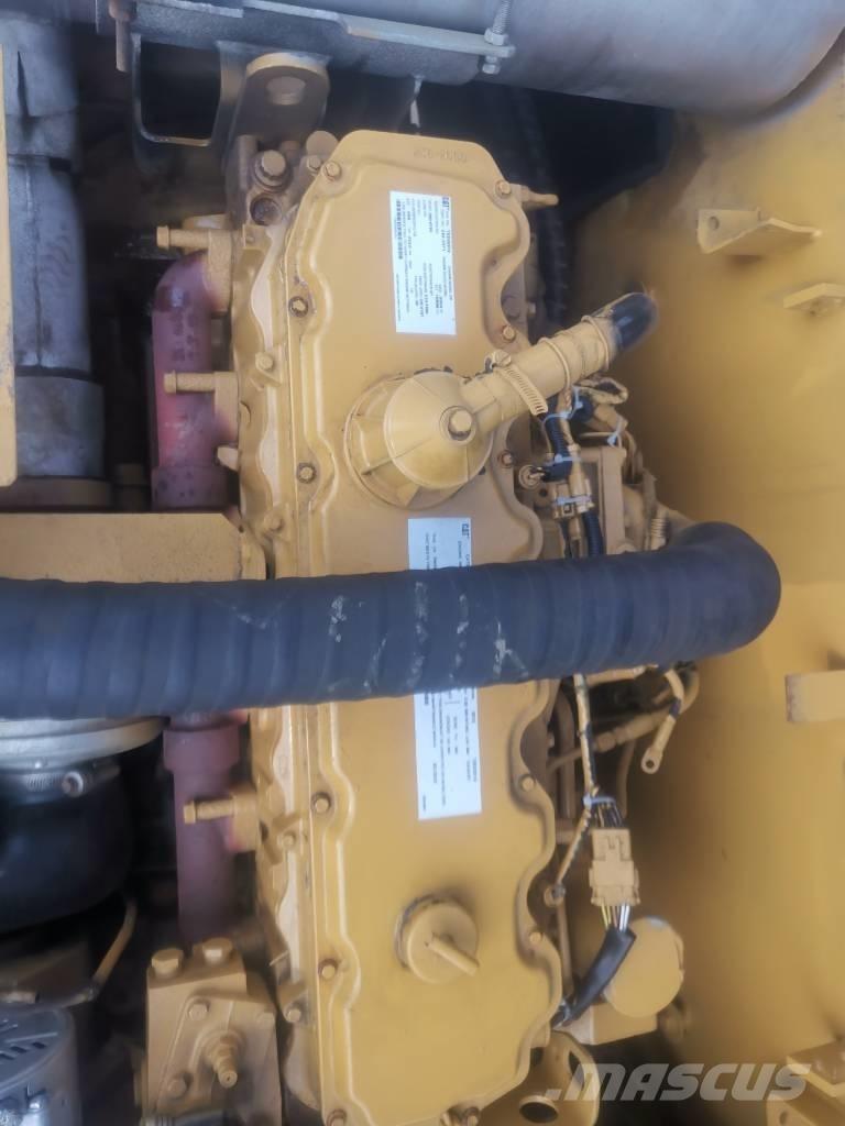 CAT 330 D Kāpurķēžu ekskavatori