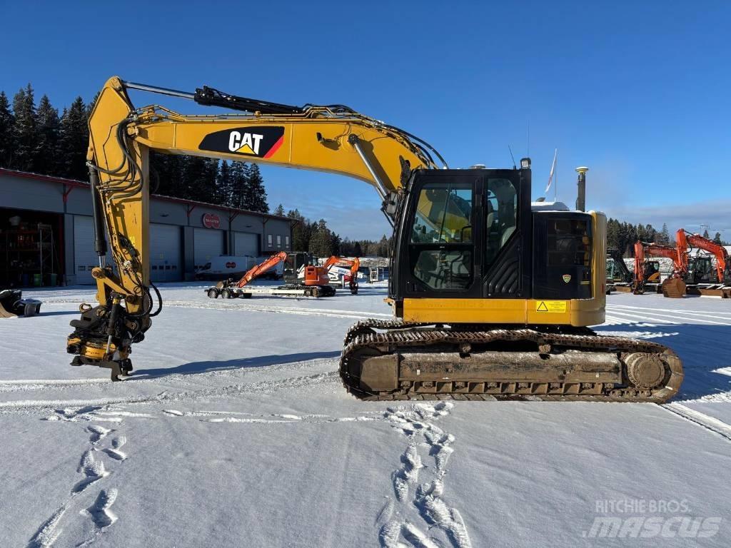 CAT 325 FL CR Kāpurķēžu ekskavatori