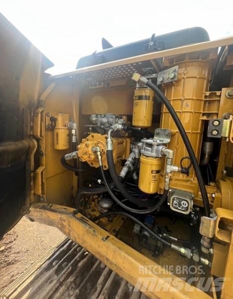 CAT 318 B Kāpurķēžu ekskavatori