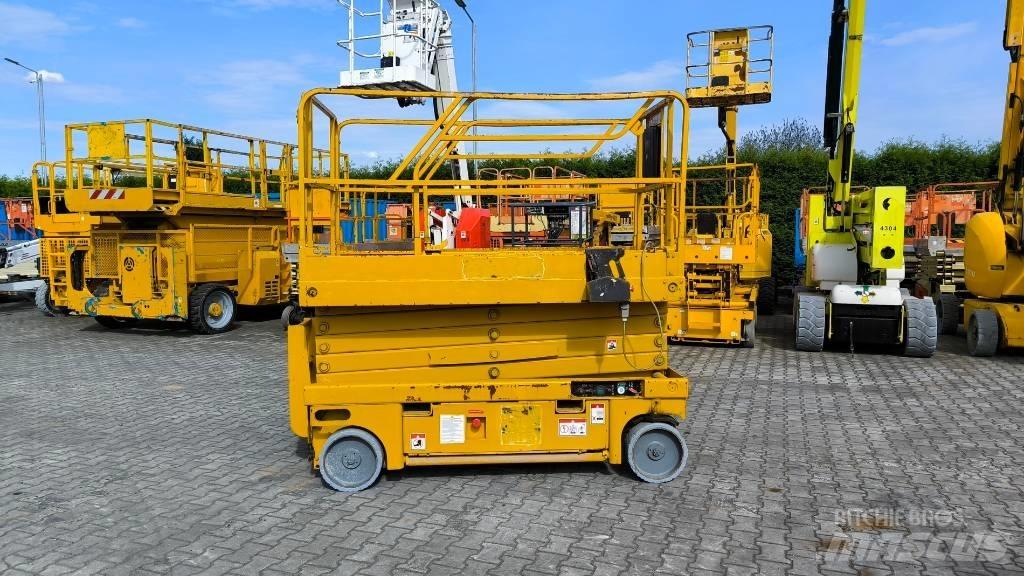 Haulotte Compact 12 Šķerveida pacēlāji