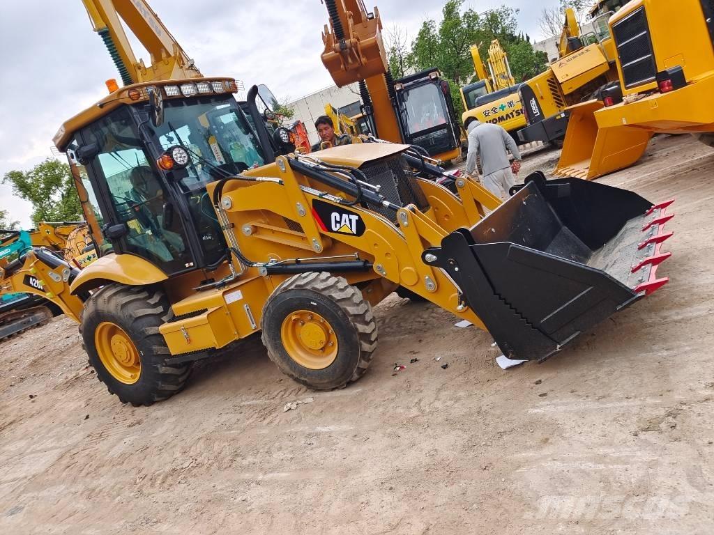 CAT 420 F Ekskavatori-iekrāvēji