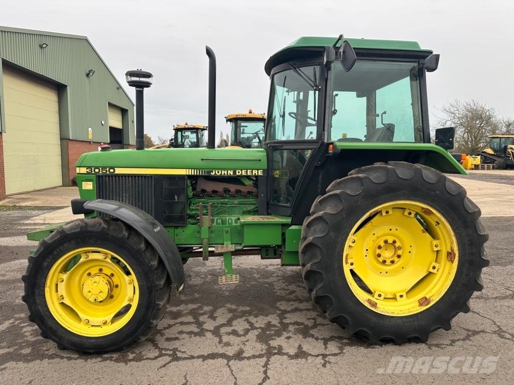 John Deere 3050 HL Traktori