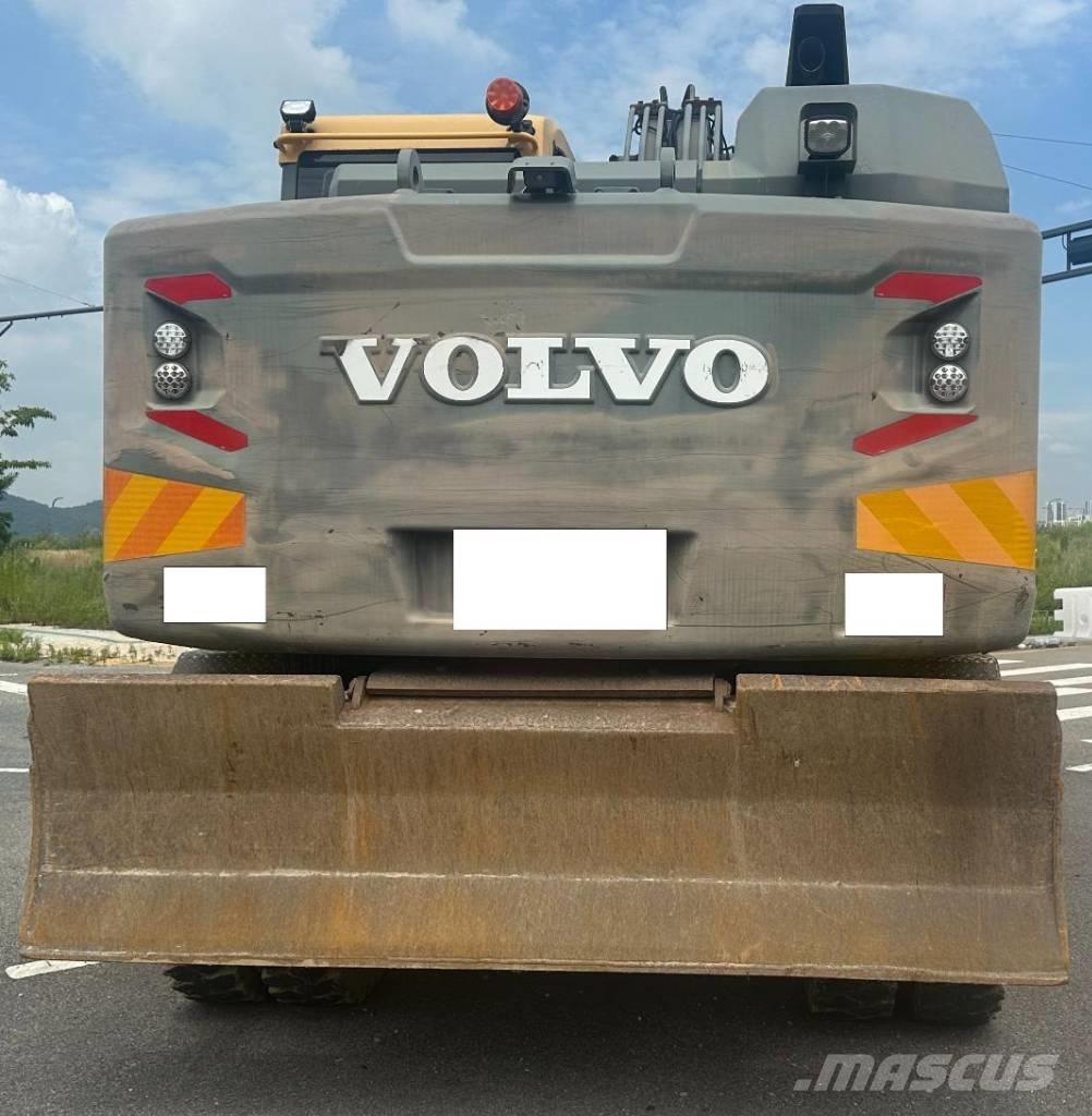 Volvo EW 140 Ekskavatori uz riteņiem