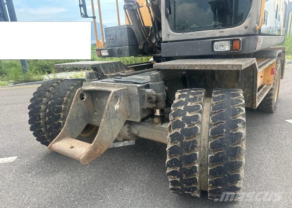 Volvo EW 140 Ekskavatori uz riteņiem